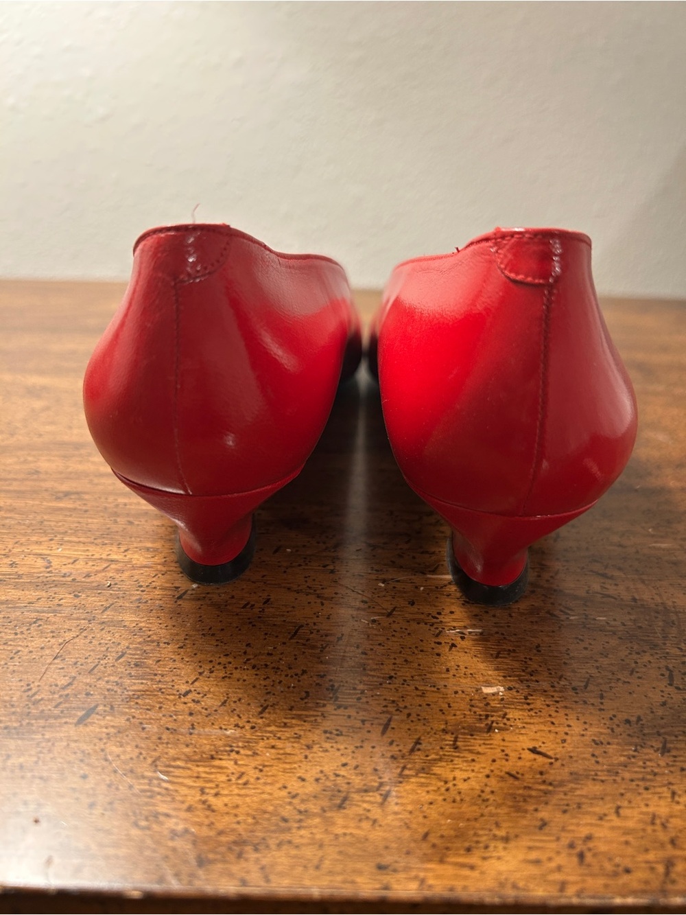 Vintage Evan Picone Red and White Pointed Toe Gladiator Pumps - Picture 4 of 6